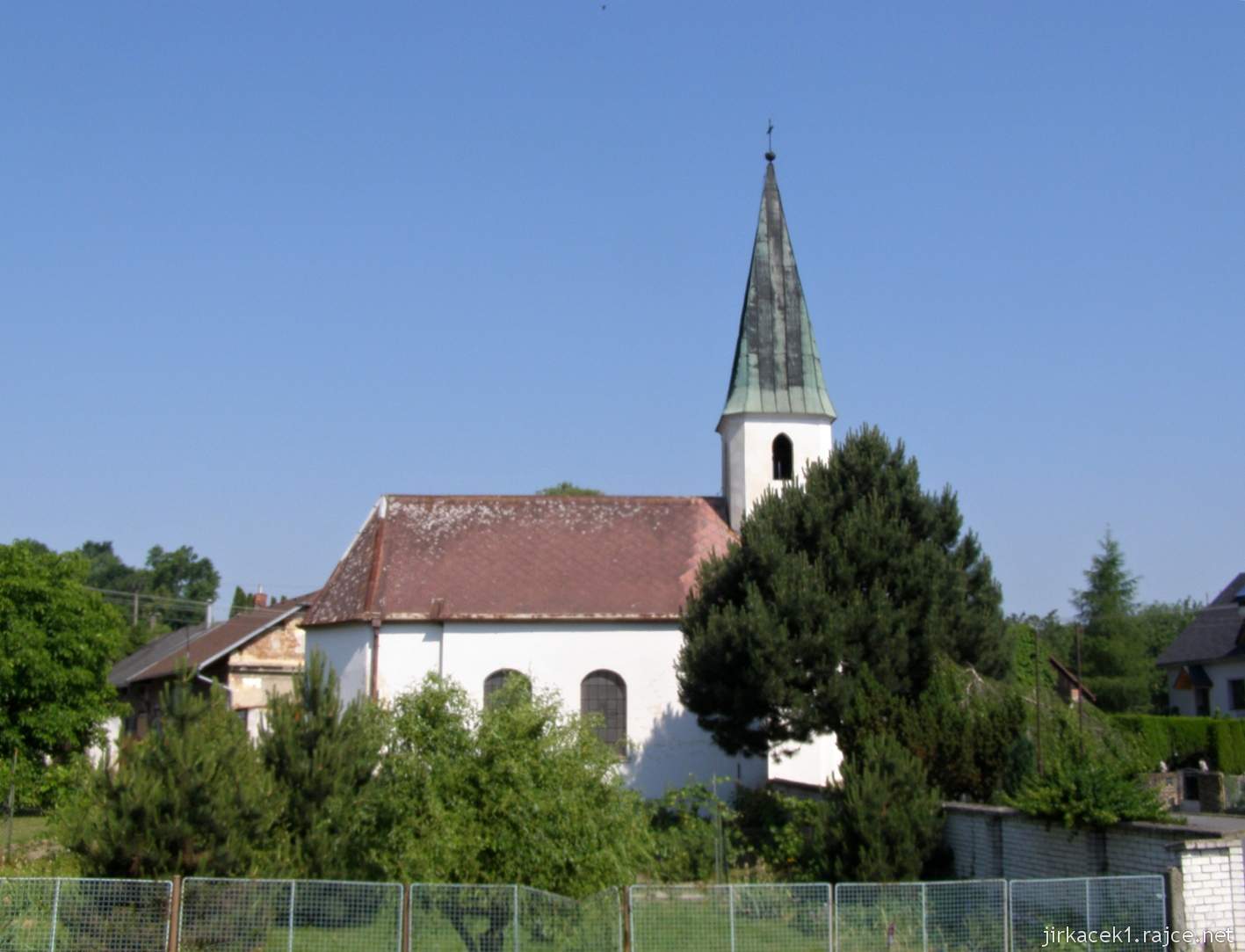Jilešovice - kaple sv. Jana Nepomuckého - celkový pohled