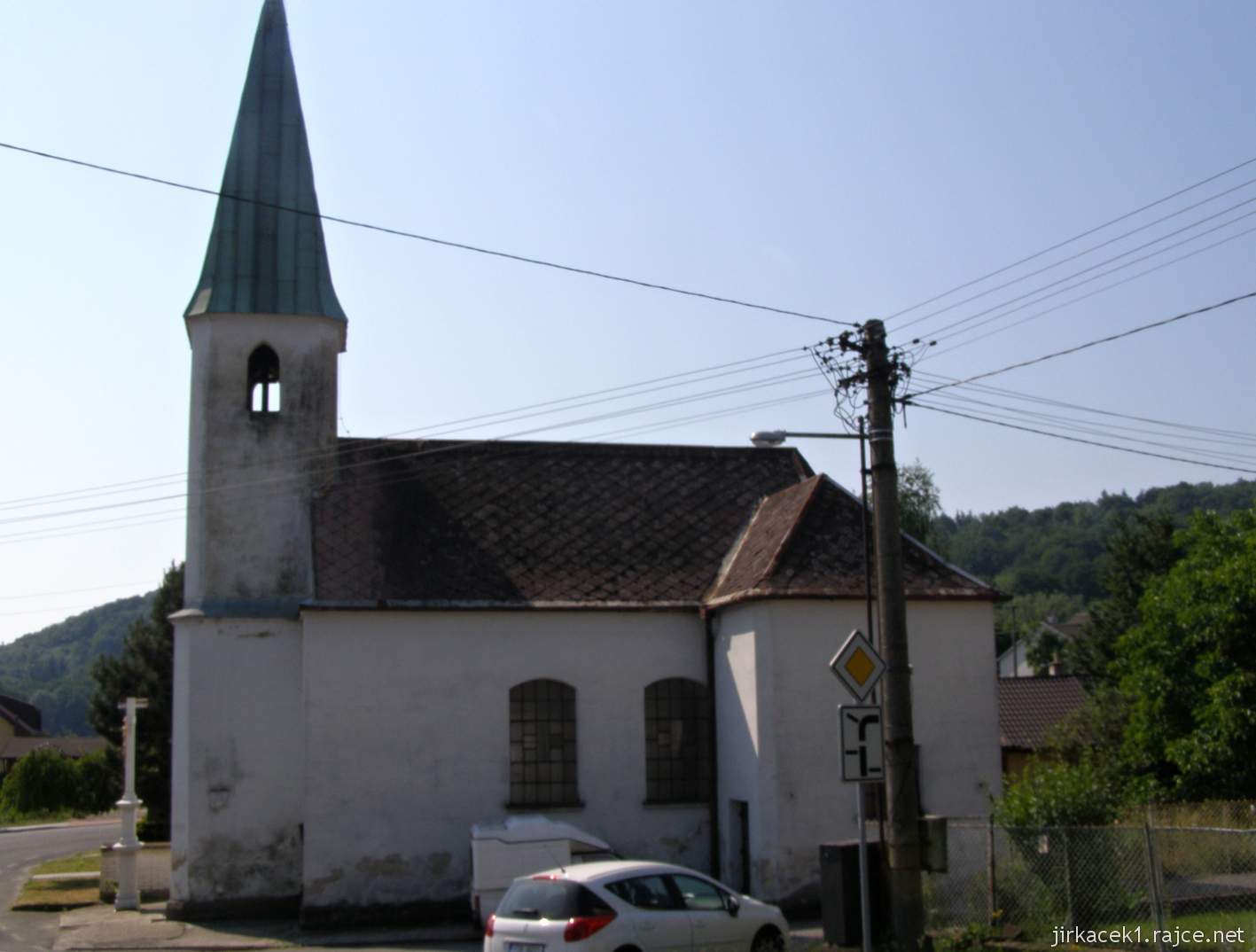 Jilešovice - kaple sv. Jana Nepomuckého - boční pohled